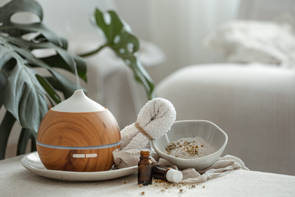 Na imagem, produtos de aromaterapia.